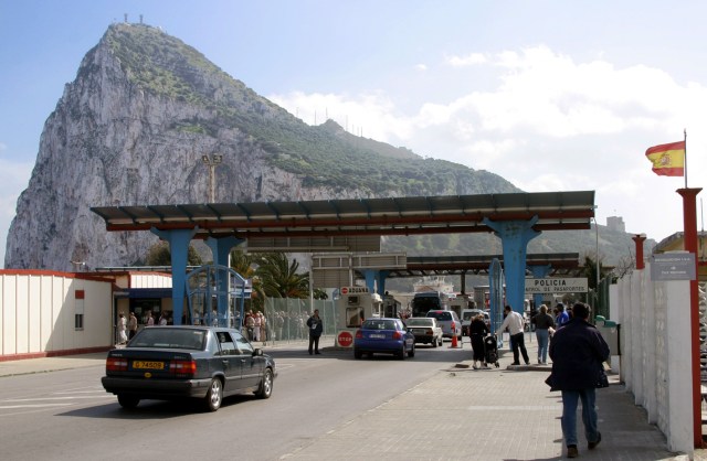 gibraltar_border